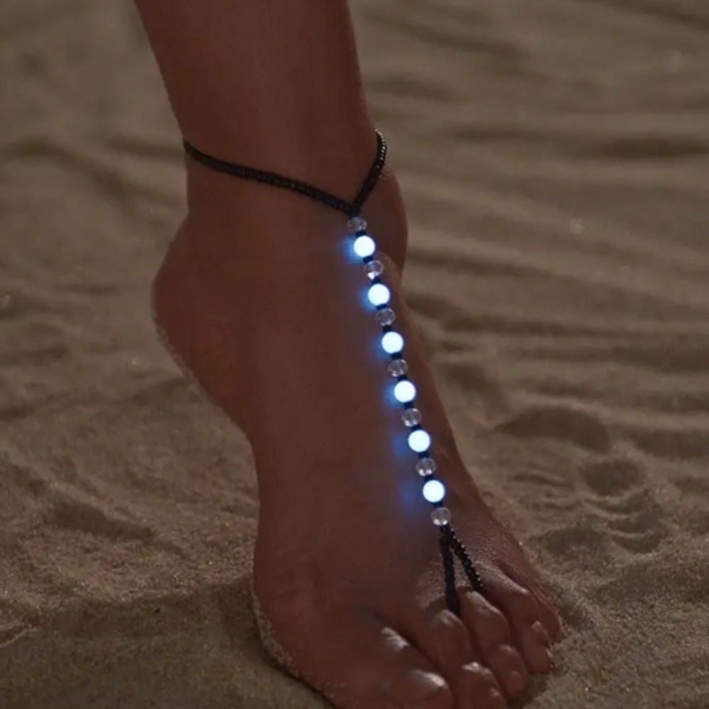 ✨NEW✨ Boho Elegant Black Beaded Foot body Jewelry anklet - glow in the dark